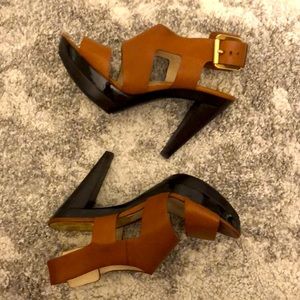 Michael Kors Size 8.5 Camel